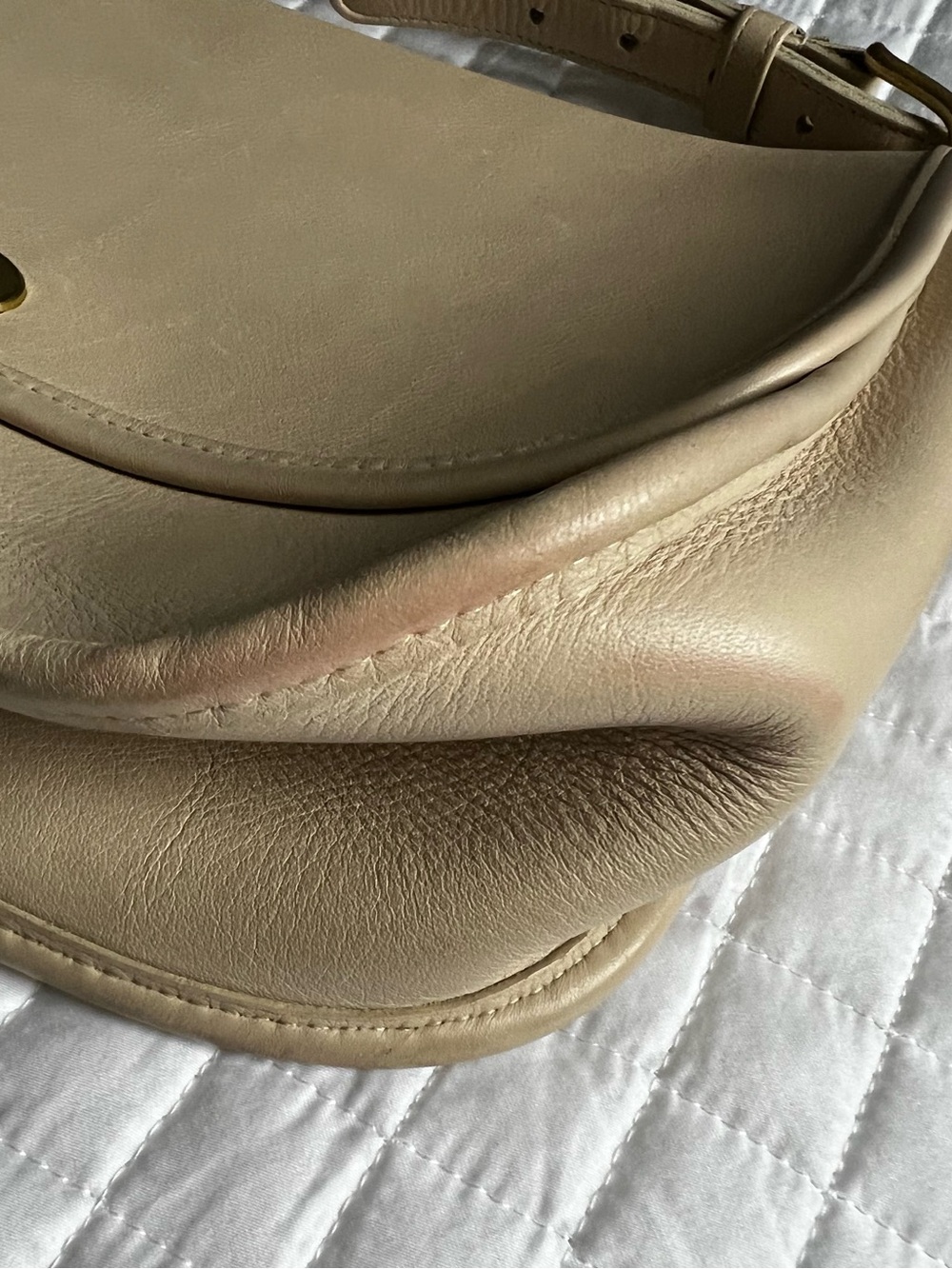 Vintage COACH City Bag 9790 Ivory Bone / Cream Leather Made in USA Crossbody - Picture 10 of 10
